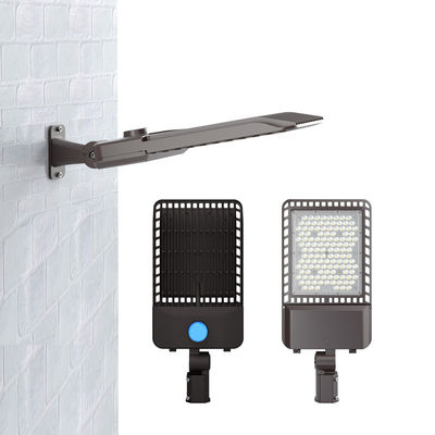 LED-Straßenlaternen aus Druckguss aus Aluminiumlegierung IP66 Wasserdichtheit IK08 mit optionalem CCT